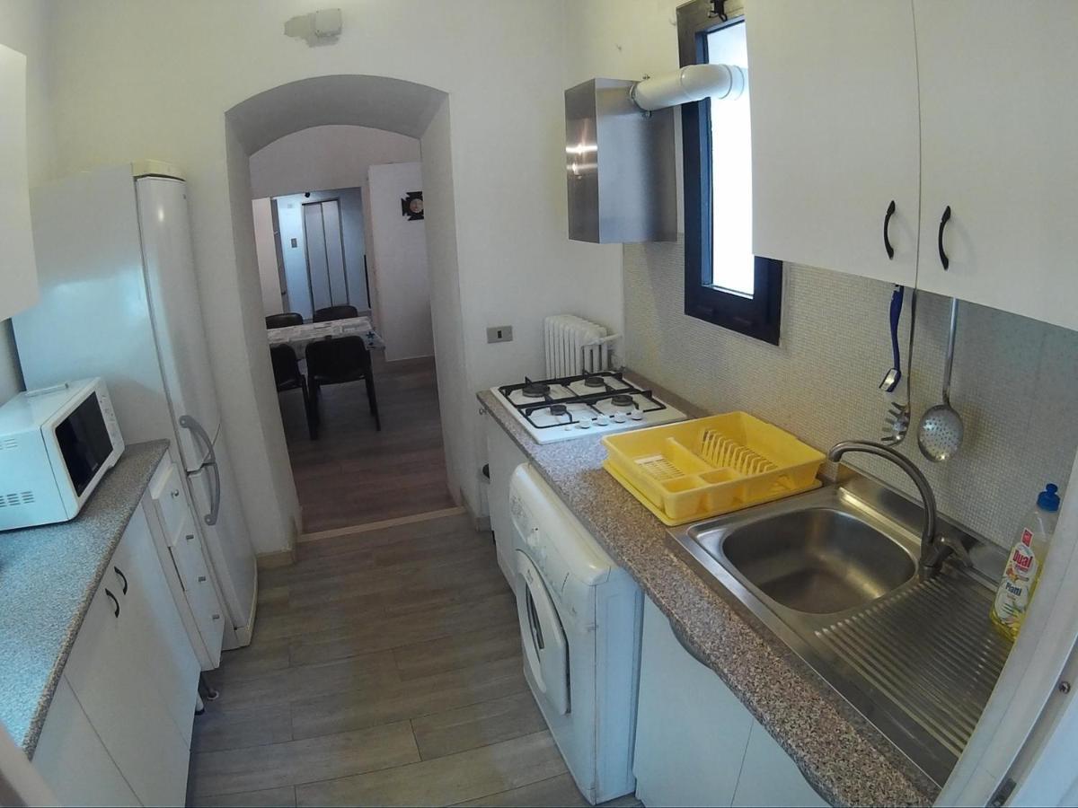 Very Central Apartment, By Shops, Bars, Restaurants Μπάρι Εξωτερικό φωτογραφία