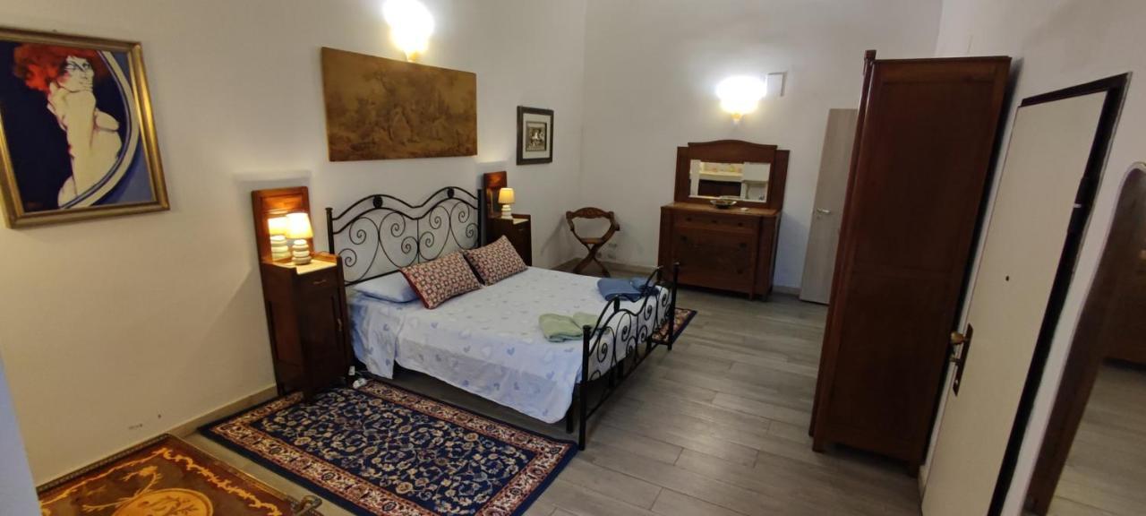 Very Central Apartment, By Shops, Bars, Restaurants Μπάρι Εξωτερικό φωτογραφία